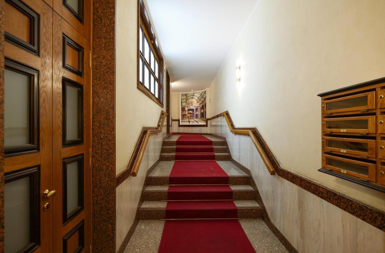Luxury Galleria Apt - Milan Duomo Exterior foto